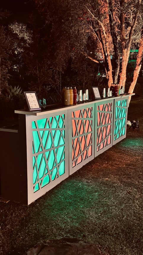 Barra móvil LED con luces de colores